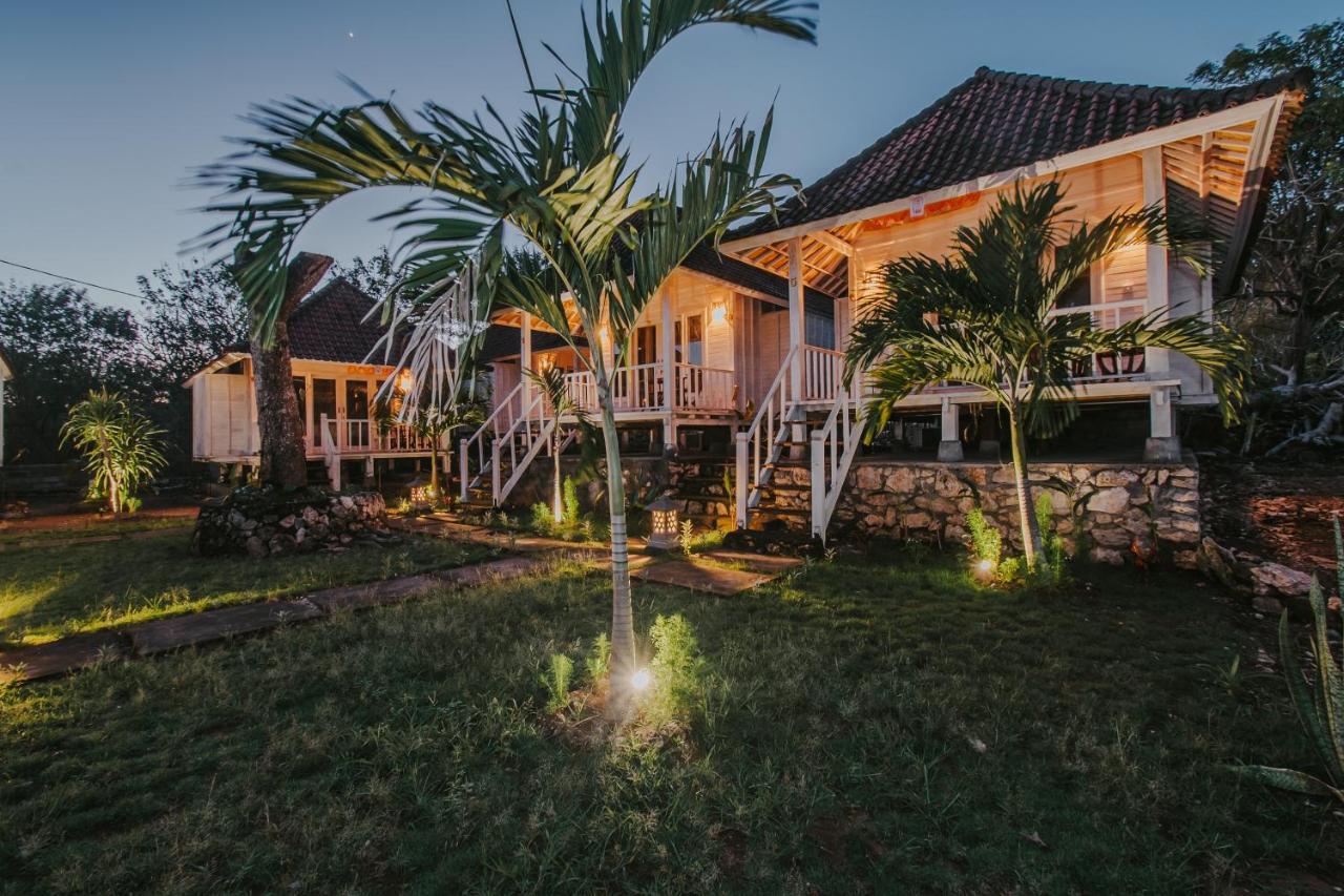 Paluh Beach Huts Nusa Lembongan  Exterior photo