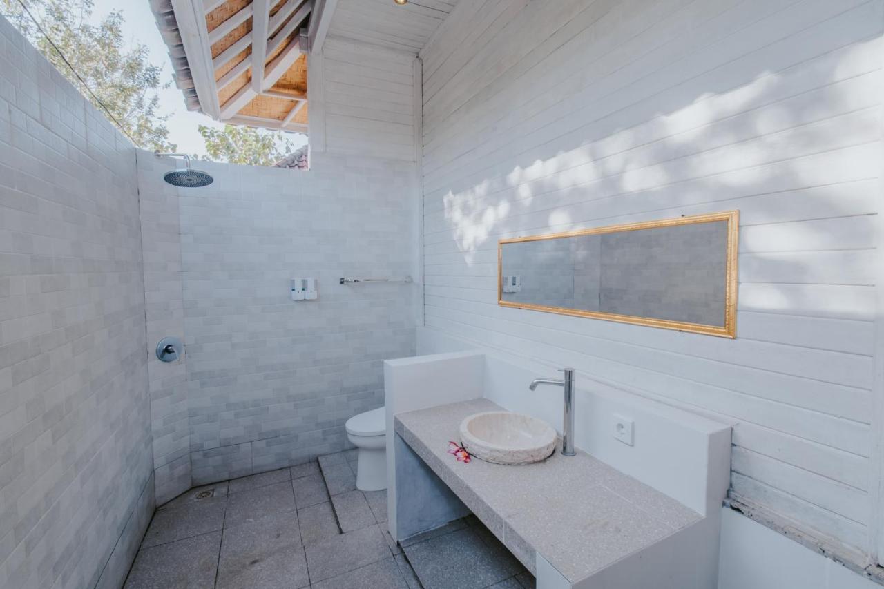 Paluh Beach Huts Nusa Lembongan  Exterior photo