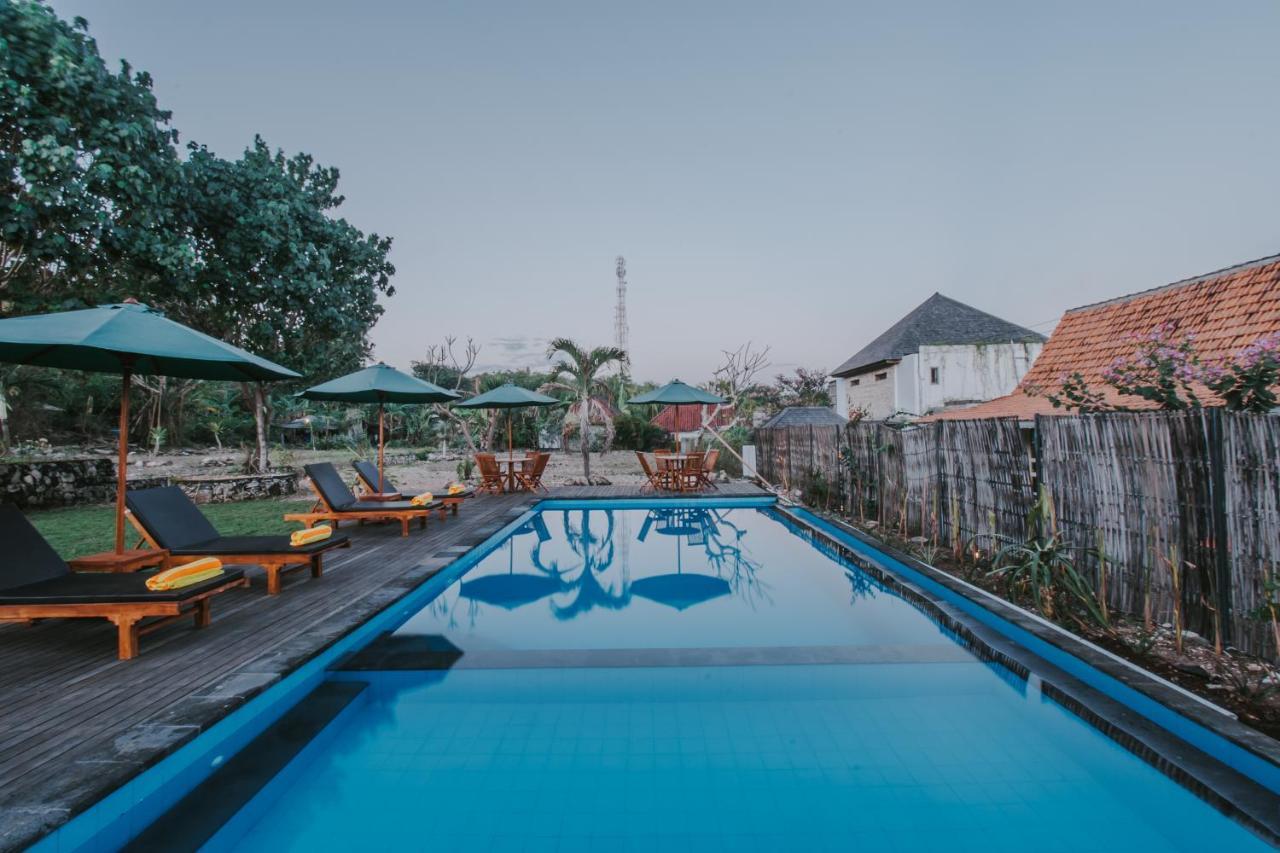 Paluh Beach Huts Nusa Lembongan  Exterior photo