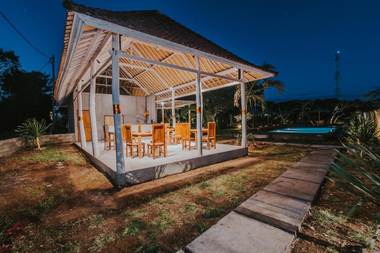 Paluh Beach Huts Nusa Lembongan  Exterior photo