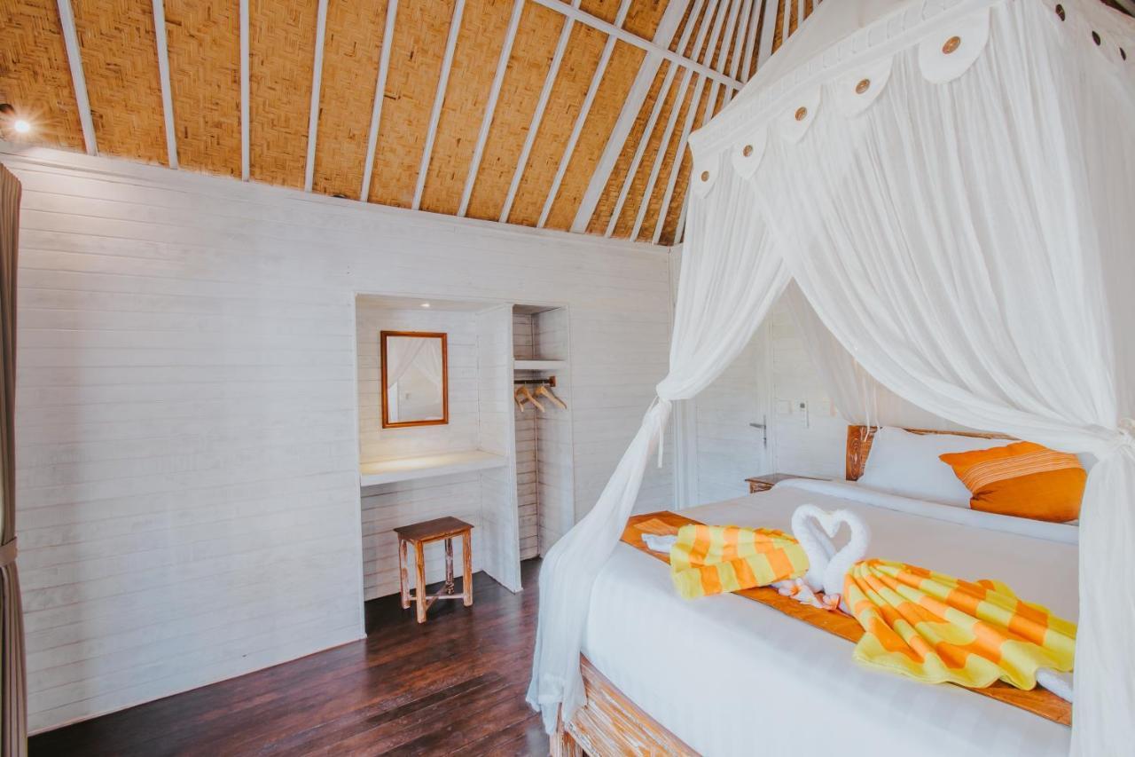 Paluh Beach Huts Nusa Lembongan  Exterior photo